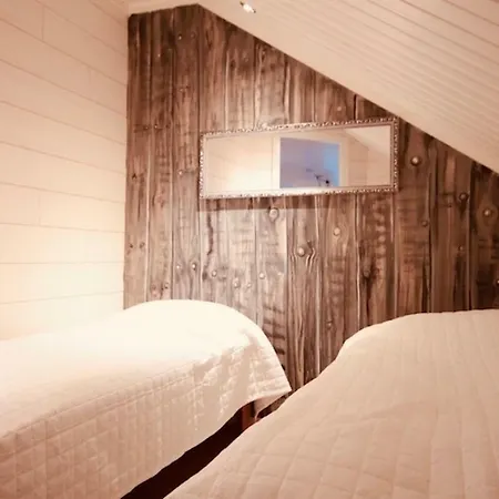 Leviroyal Lumikkolenkki Villas Apartament