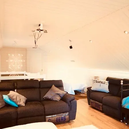 Leviroyal Lumikkolenkki Villas Apartament Sirkka