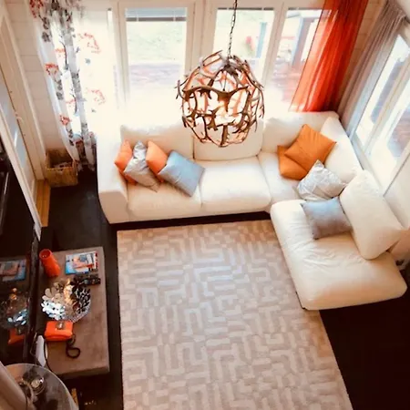 Leviroyal Lumikkolenkki Villas