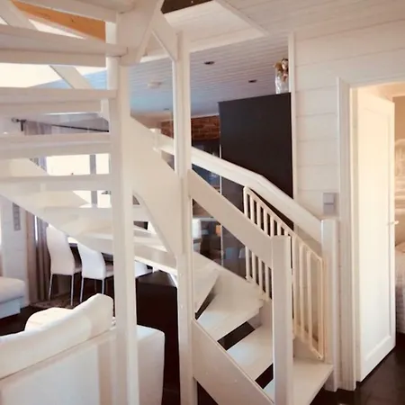 Leviroyal Lumikkolenkki Villas Sirkka